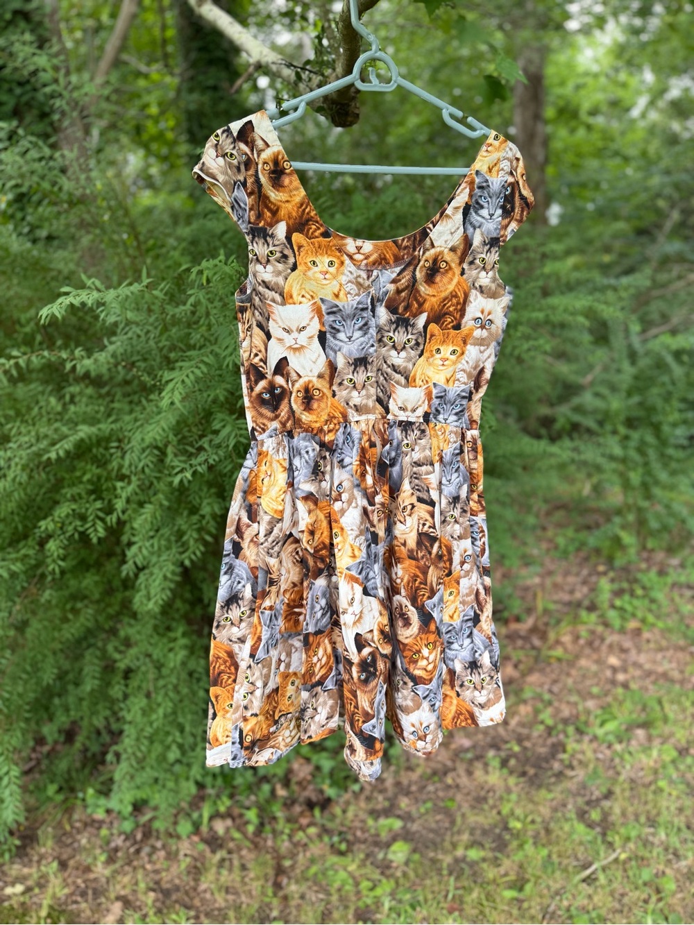 Retrolicious Cat Dress 🐈 - Picture 2 of 4